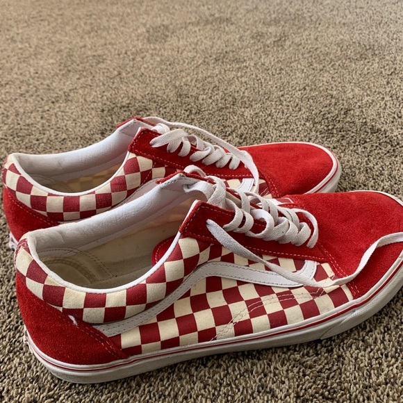 Size 12 red vans ✅ OFF THE WALL - Picture 1 of 4